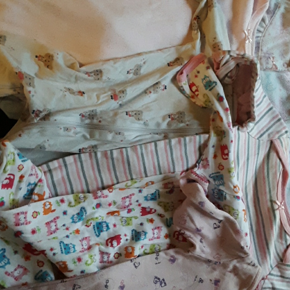 6 0-3 sleeper suits